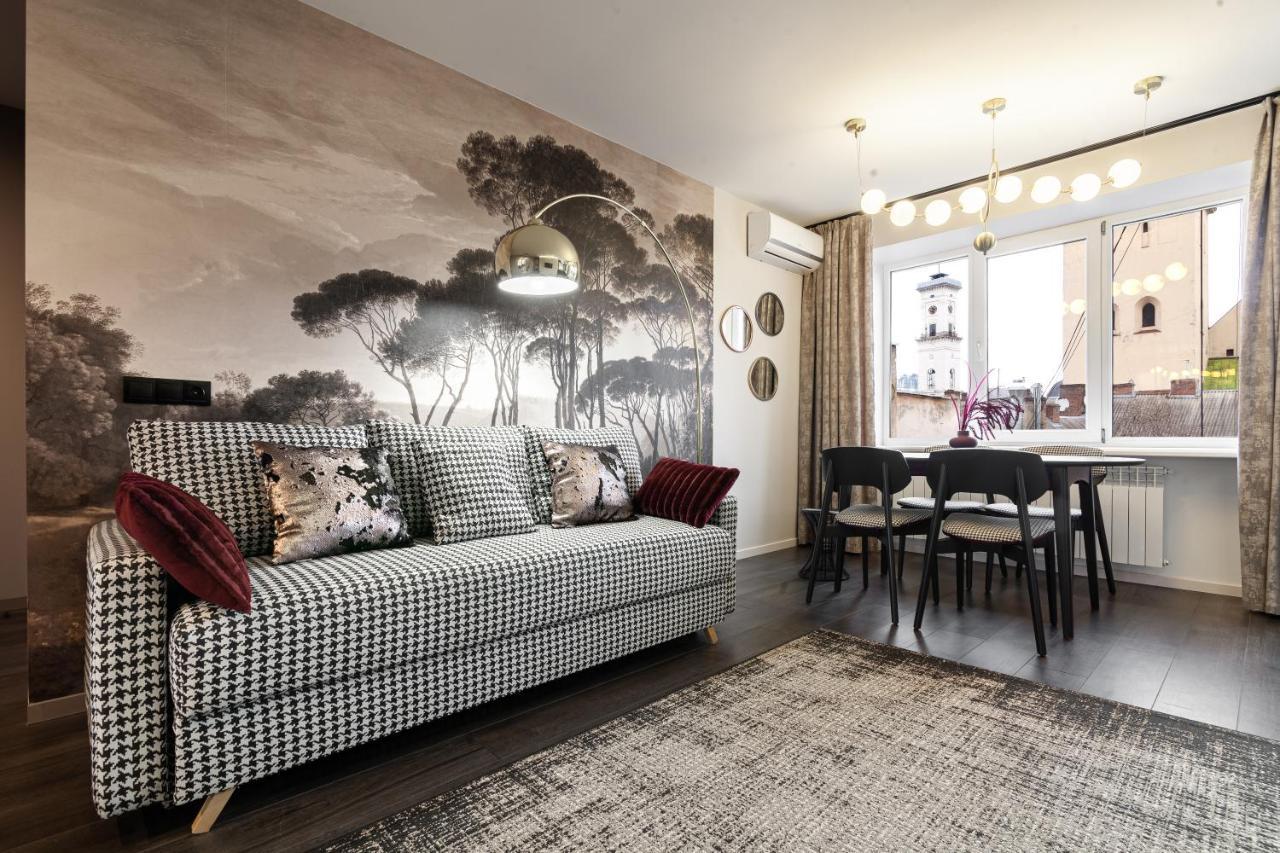Leogrand Apartments On Svobody Avenue Лвив Екстериор снимка